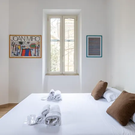 Apartment Domus Epiro By Varental Rome