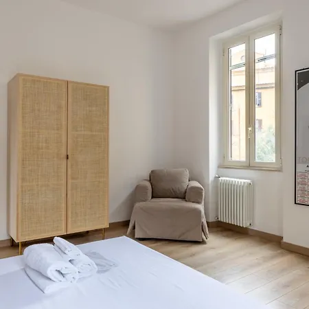 Apartment Domus Epiro By Varental